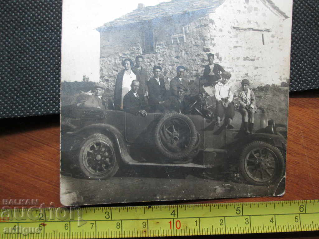 СТАРА РЯДКА СНИМКА -АВТОМОБИЛ КОЛА с цена 10.00 лв. | € 5.11 СТАРА РЯДКА СНИМКА -АВТОМОБИЛ КОЛА с цена 10.00 лв. | € 5.11