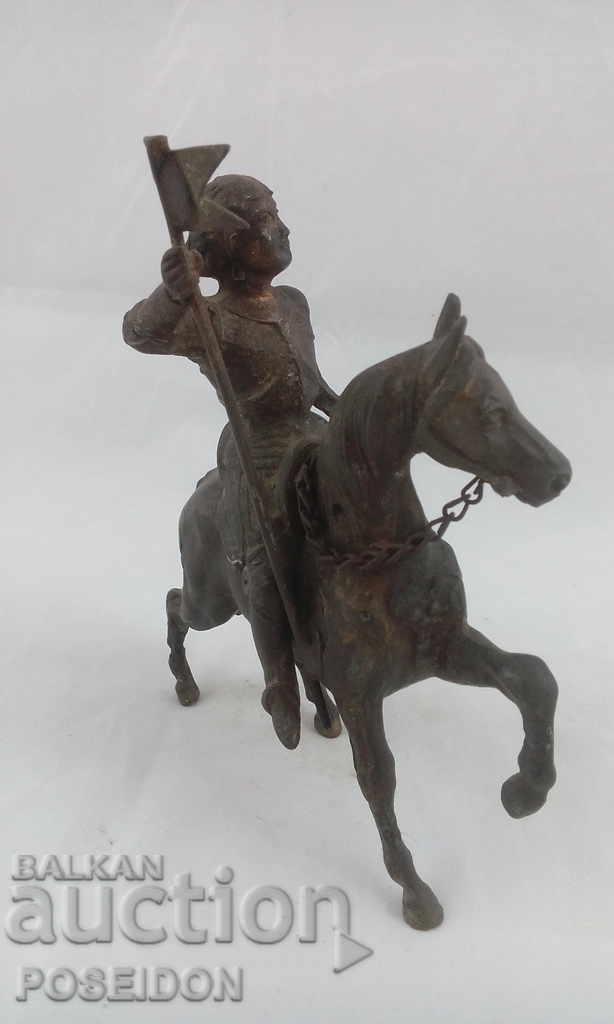 STATUETĂ; JEANNE DARK FIGURA cu preț 230.00 BGN | € 117.60 STATUETĂ; JEANNE DARK FIGURA cu preț 230.00 BGN | € 117.60