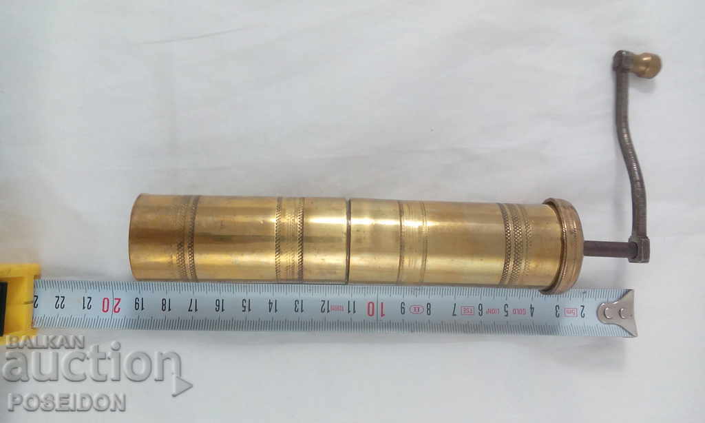 Delivery of OLD COFFEE MILL - COFFEE GRINDER Delivery of OLD COFFEE MILL - COFFEE GRINDER