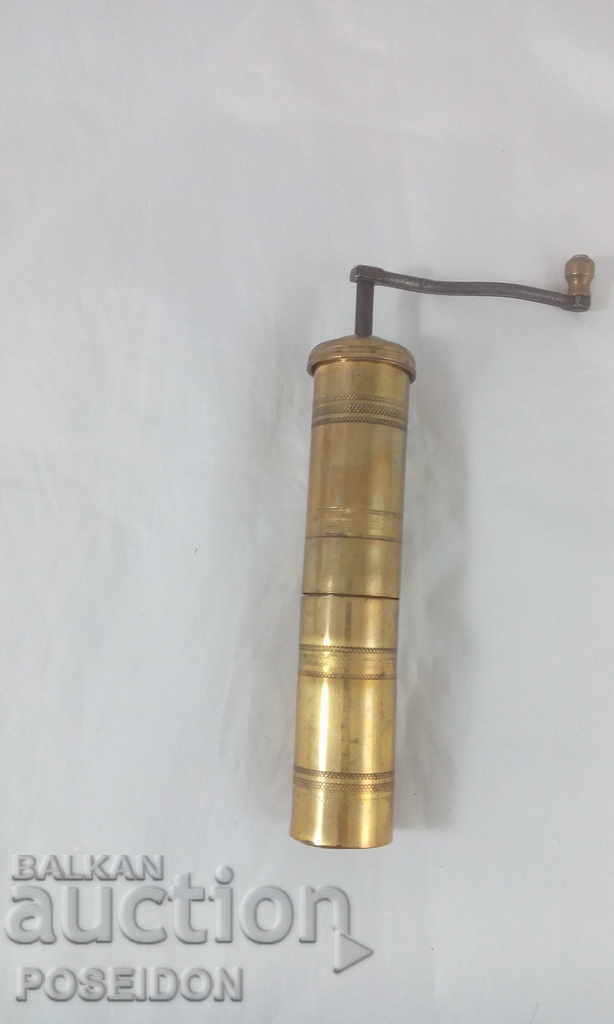 OLD COFFEE MILL - COFFEE GRINDER OLD COFFEE MILL - COFFEE GRINDER