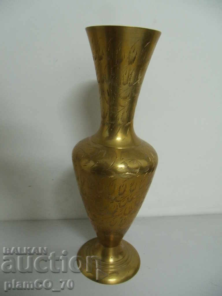 №*6030 стара метална / месингова ваза