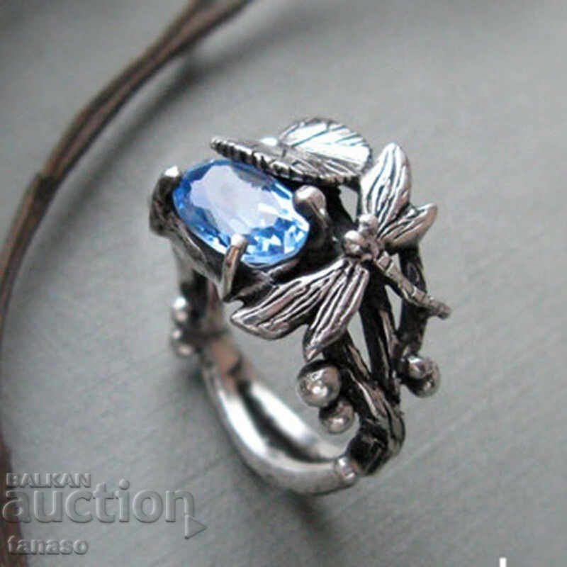 Inel de damă modern din argint cu topaz albastru și libelulă cu preț € 12.00 | 23.47 BGN