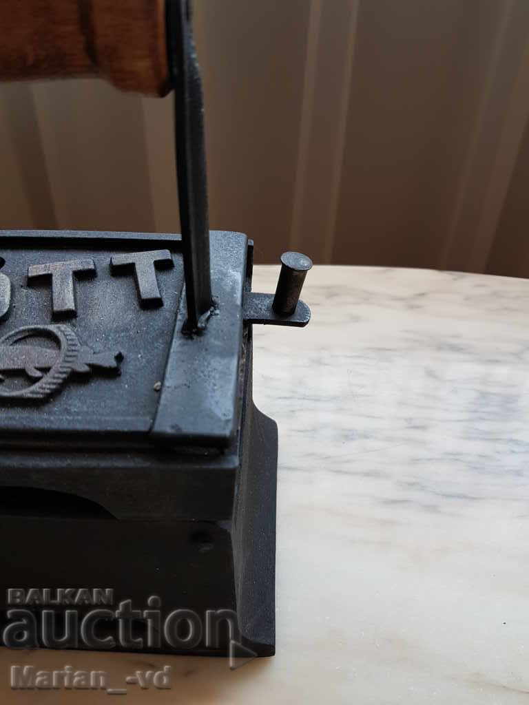 Рядък модел ютия на жар - 5 Рядък модел ютия на жар - 5