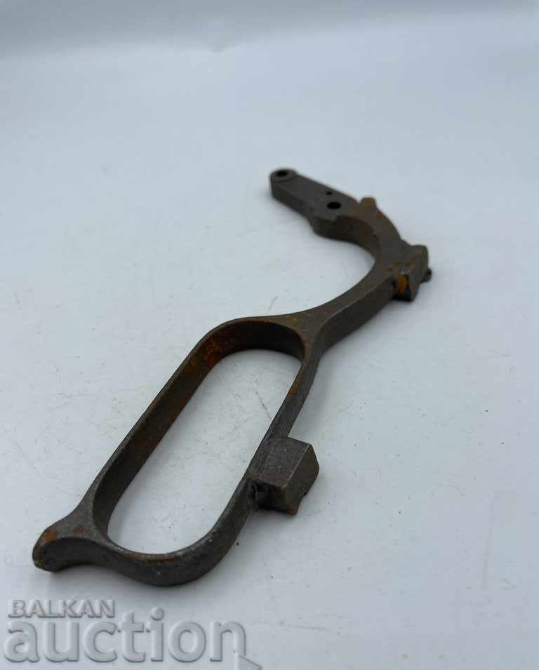 Delivery of Winchester rifle lever Delivery of Winchester rifle lever
