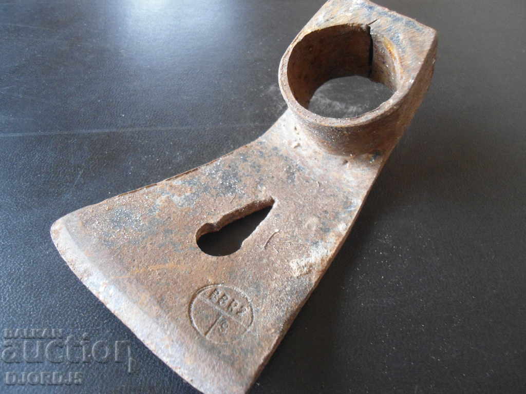 Old tesla, marking - 5 Old tesla, marking - 5