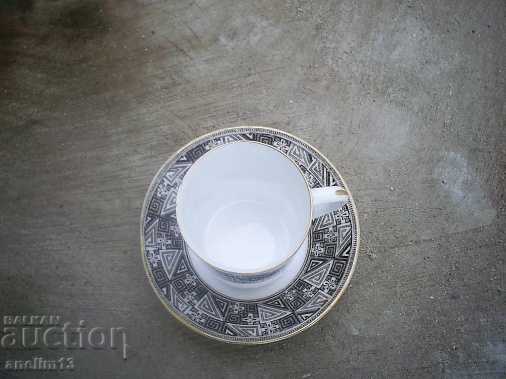 Δημοπρασία ΚΟΥΠΑ ΠΟΡΣΕΛΑΝΗΣ ΜΕ ΠΙΑΤΟ ΚΑΦΕ ROYAL WORCESTER ΑΓΓΛΙΑ