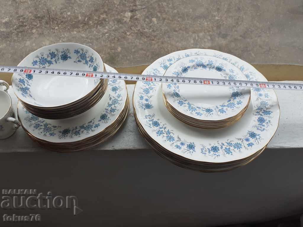 Auction English porcelain set 36 pieces of porcelain marking Auction English porcelain set 36 pieces of porcelain marking