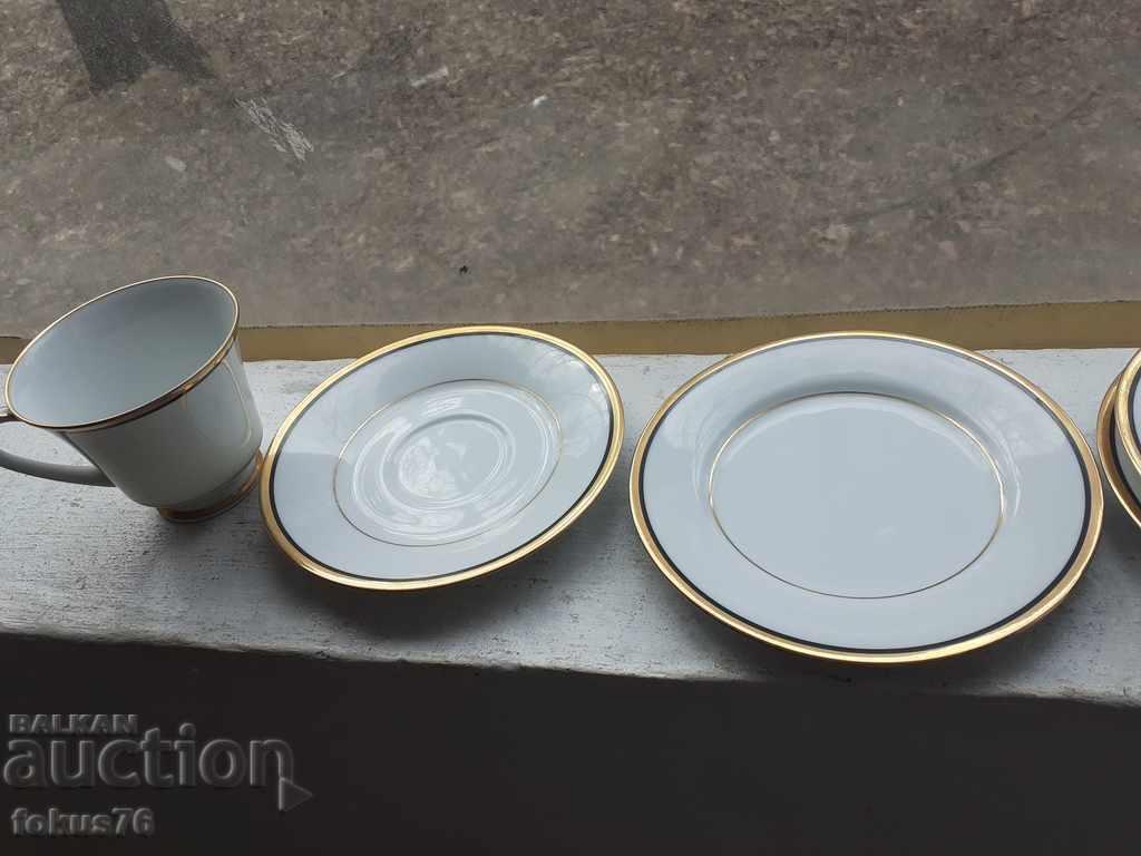Delivery of Japanese porcelain Noritake tea set marking 18 pieces