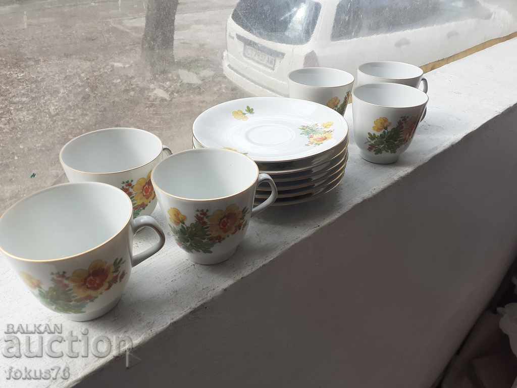 Auction German porcelain Bavaria marking tea set 12 pieces Auction German porcelain Bavaria marking tea set 12 pieces