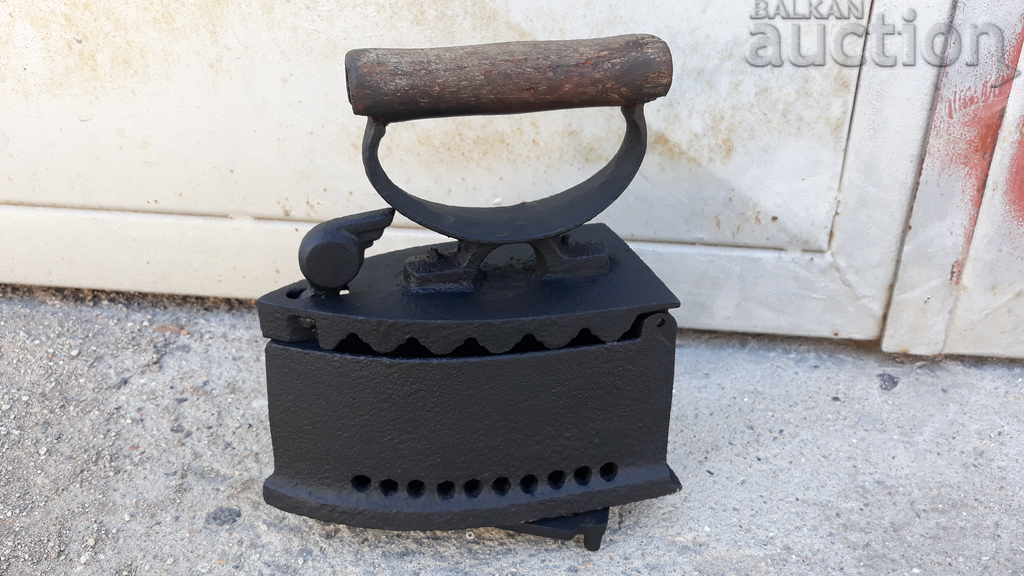 Old grilled iron with grill