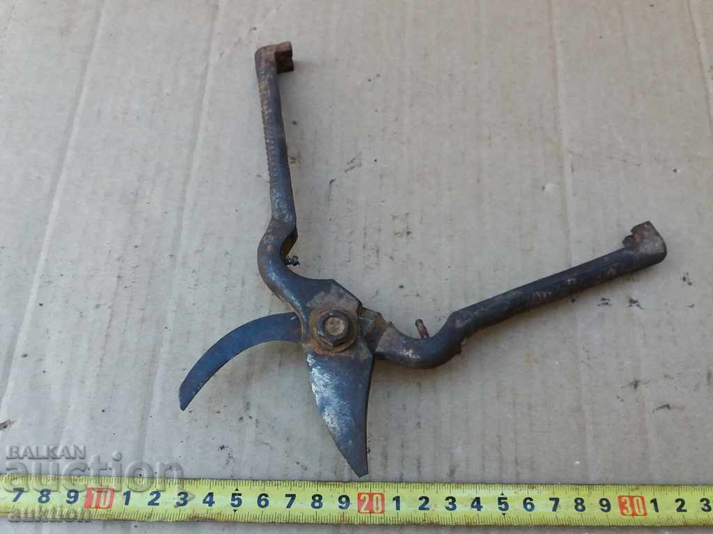 STOMANIZED VINEYARD SCISSORS - 7 STOMANIZED VINEYARD SCISSORS - 7