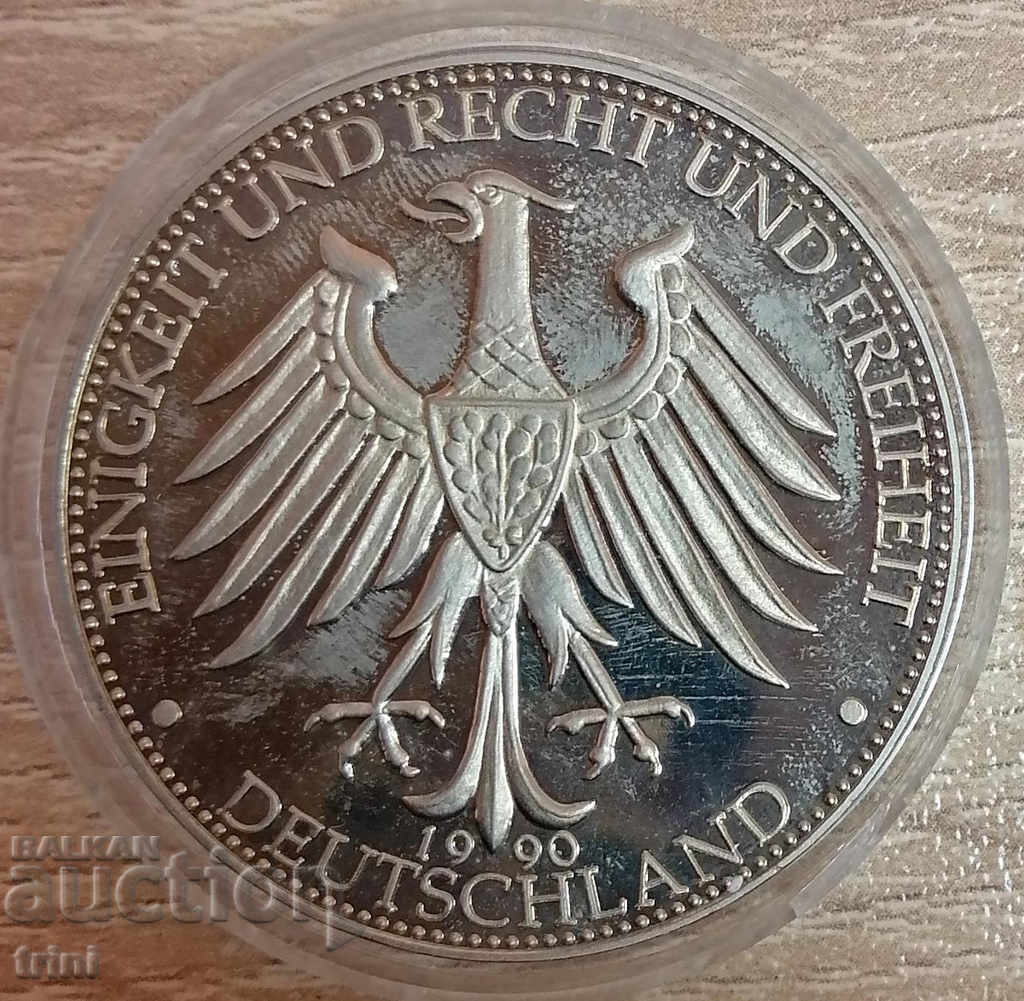 Plaque THE FALL of the Berlin Wall on November 9, 1989 with price 15.00 BGN | € 7.67 Plaque THE FALL of the Berlin Wall on November 9, 1989 with price 15.00 BGN | € 7.67