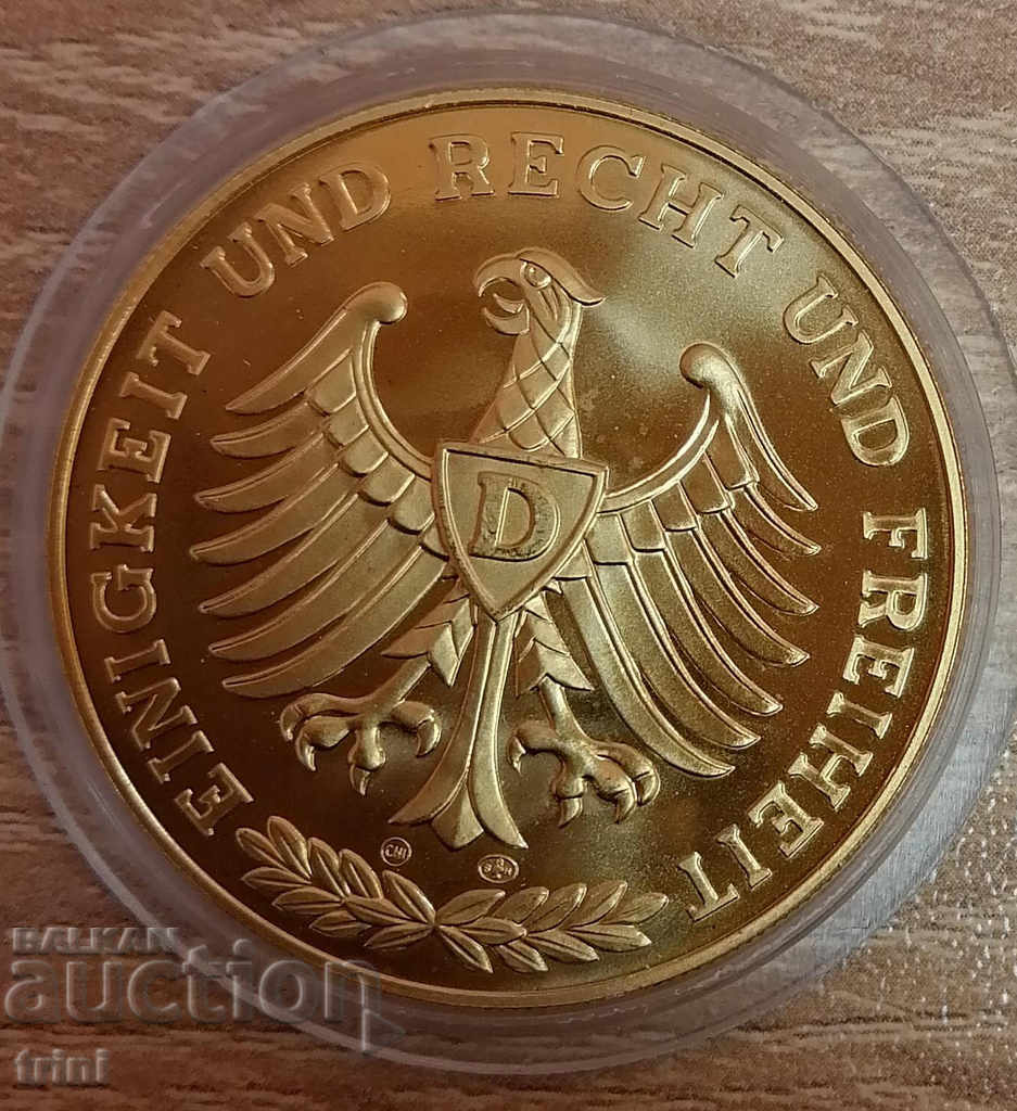 Πλακέτα Γερμανία - Η πρωτεύουσα Βερολίνο 1971 με τιμή 15.00 BGN | € 7.67 Πλακέτα Γερμανία - Η πρωτεύουσα Βερολίνο 1971 με τιμή 15.00 BGN | € 7.67