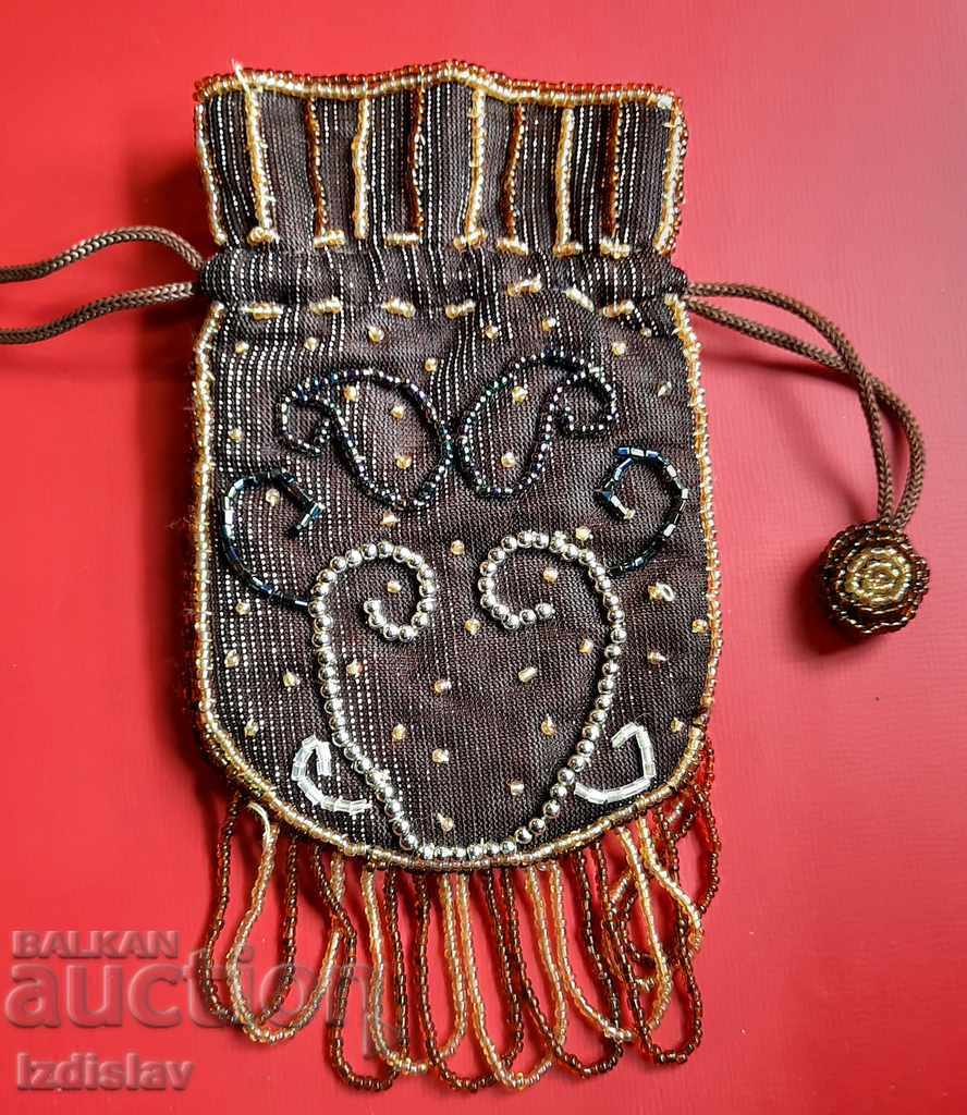 Мънистена кесия с цена 35.00 лв. | € 17.90 Мънистена кесия с цена 35.00 лв. | € 17.90