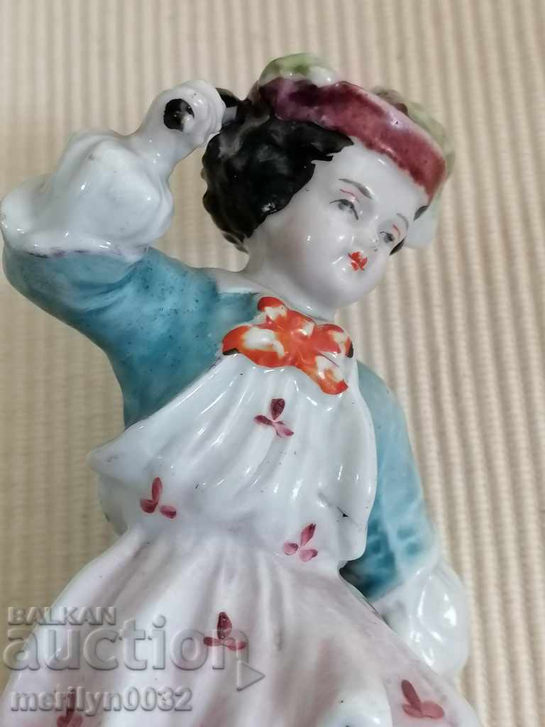 Auction Old German figure figurine porcelain hummel Auction Old German figure figurine porcelain hummel