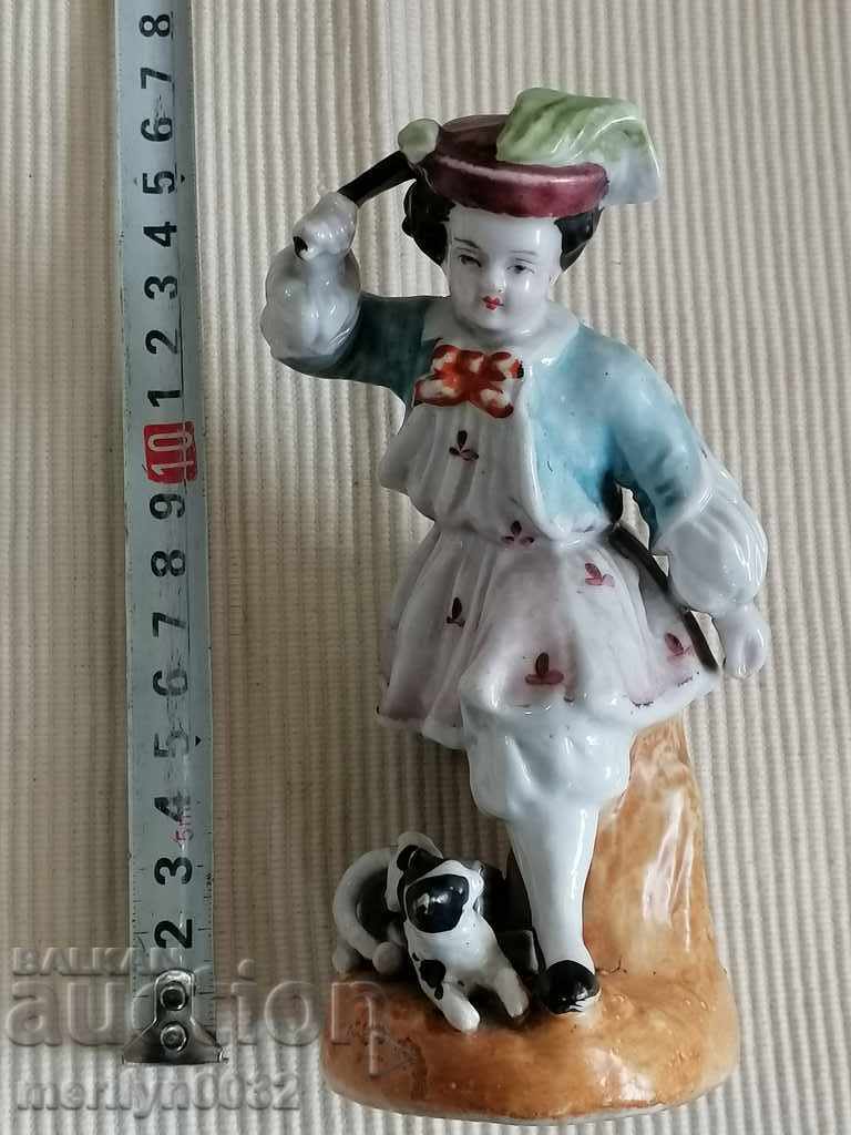 Delivery of Old German figure figurine porcelain hummel Delivery of Old German figure figurine porcelain hummel