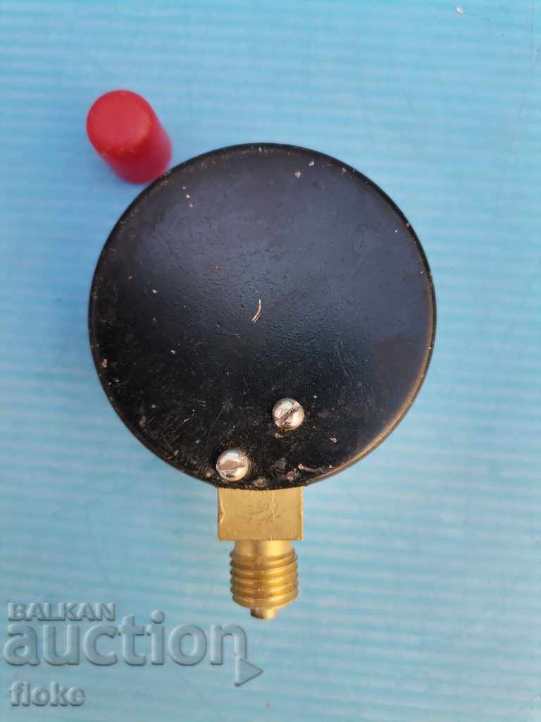 Auction  Manometer language