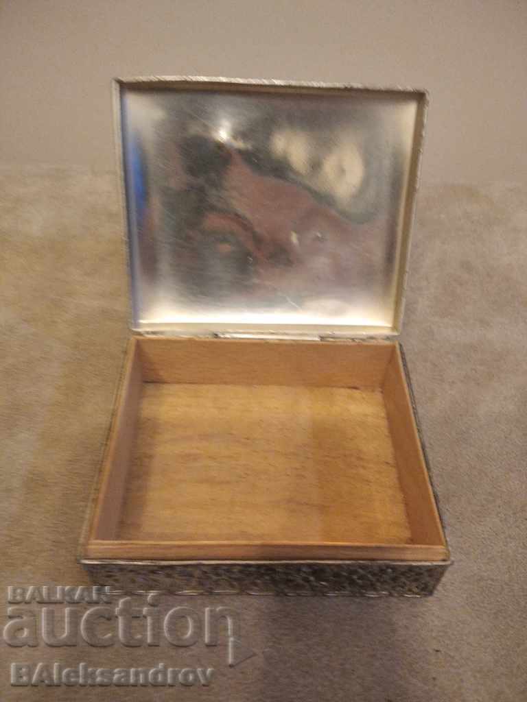 Old box, markings available with price 18.00 BGN | € 9.20 Old box, markings available with price 18.00 BGN | € 9.20