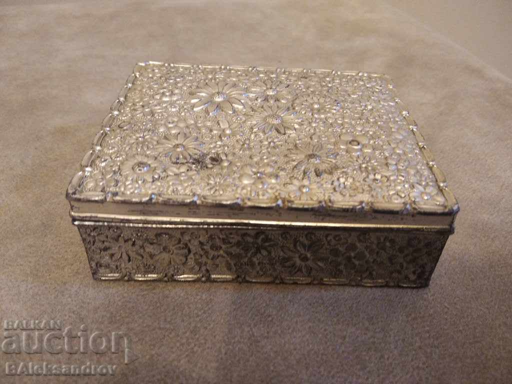 Delivery of Old box, markings available Delivery of Old box, markings available