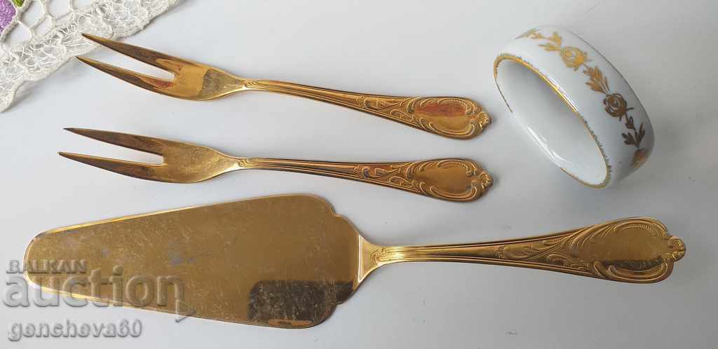 SOLINGEN spatula, forks and porcelain ring with initials with price 60.00 BGN | € 30.68 SOLINGEN spatula, forks and porcelain ring with initials with price 60.00 BGN | € 30.68