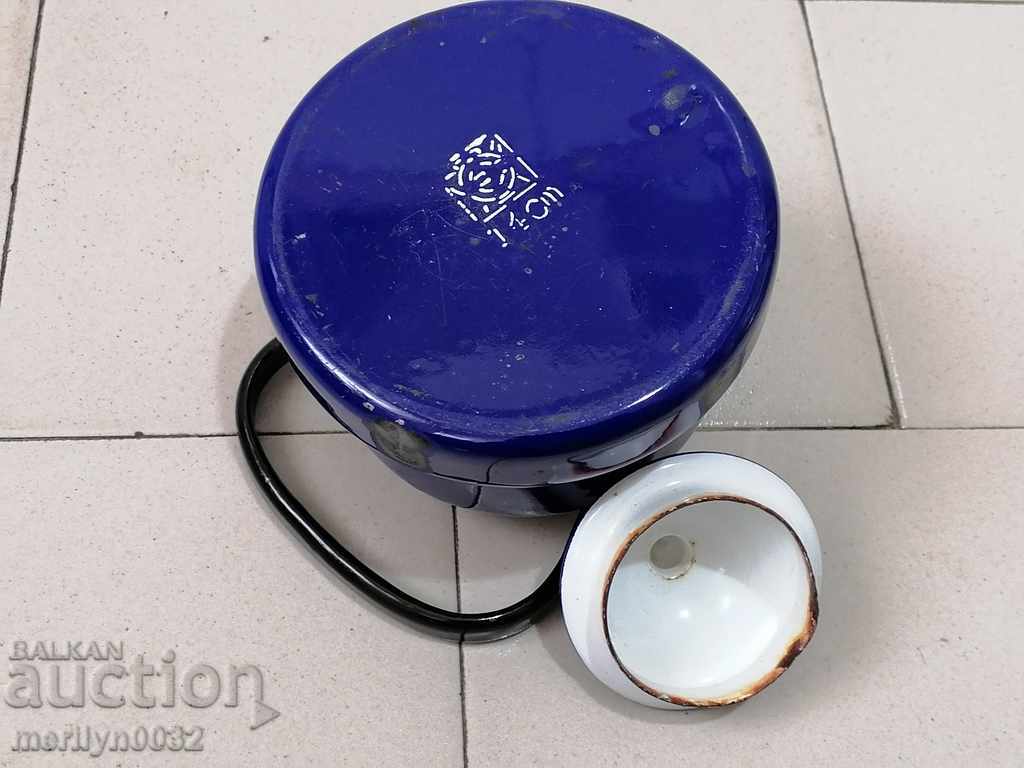 Enameled painted teapot from the saucepan dish with enamel jug pots - 5 Enameled painted teapot from the saucepan dish with enamel jug pots - 5