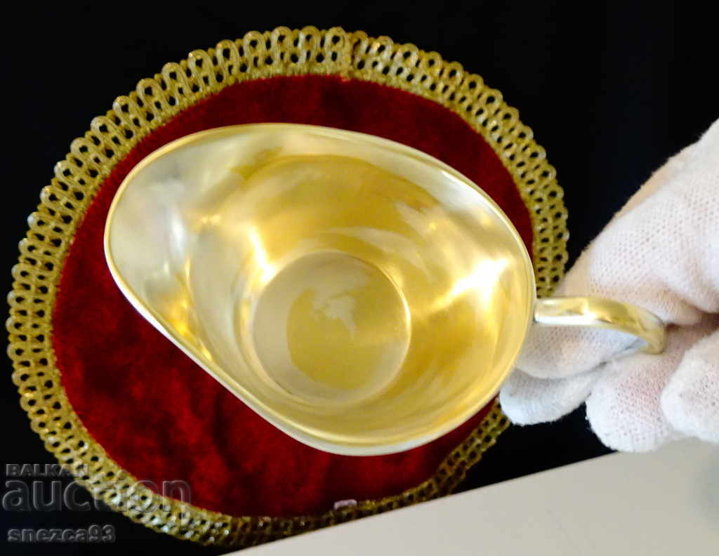 Аукцион Бронзова каничка,латиера,Hoka W.Germany. Аукцион Бронзова каничка,латиера,Hoka W.Germany.