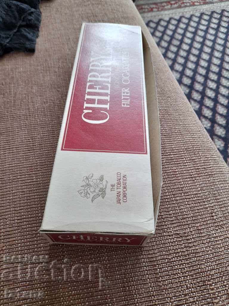 Livrarea Țigări din carton vechi Cherry Livrarea Țigări din carton vechi Cherry