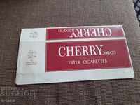 Стар картон от цигари Cherry
