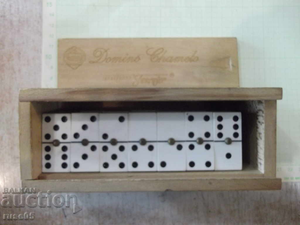 Domino "Domino Chamelo naipes Fournier" in a wooden box with price 50.00 BGN | € 25.56 Domino "Domino Chamelo naipes Fournier" in a wooden box with price 50.00 BGN | € 25.56
