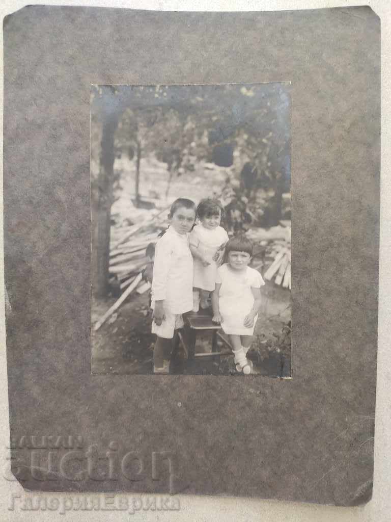 old photo with price 5.00 BGN | € 2.56 old photo with price 5.00 BGN | € 2.56