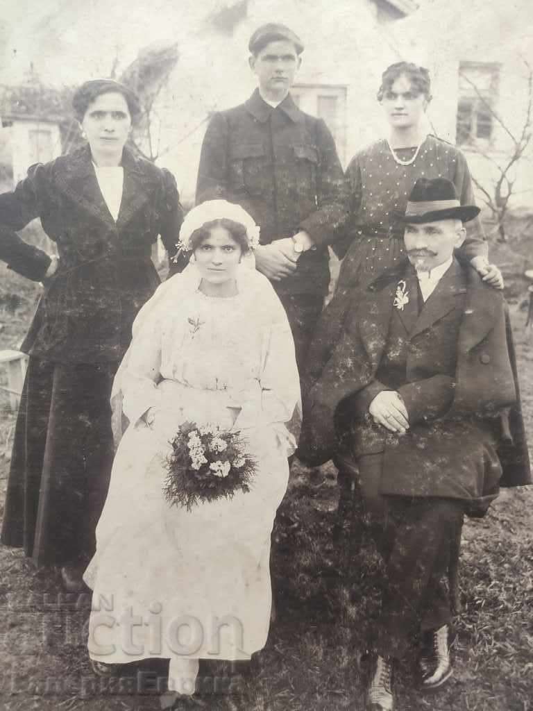 Auction old photo Auction old photo