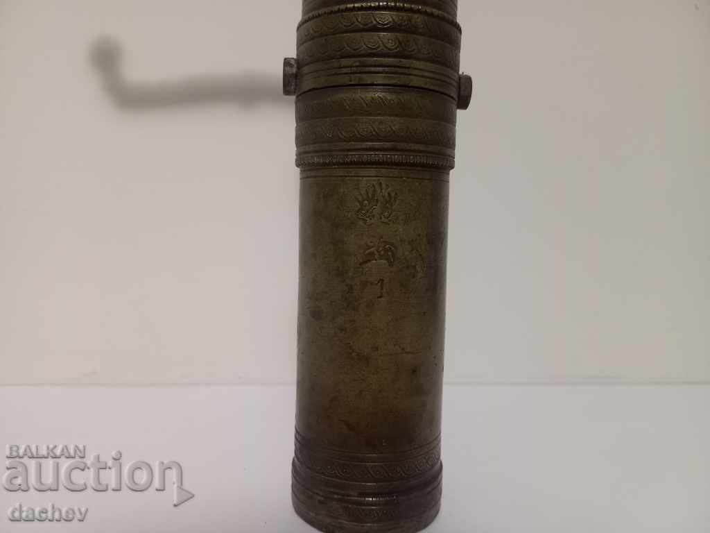 Old Ottoman bronze grinder for coffee grinder tugra TUGRI with price 79.00 BGN | € 40.39 Old Ottoman bronze grinder for coffee grinder tugra TUGRI with price 79.00 BGN | € 40.39