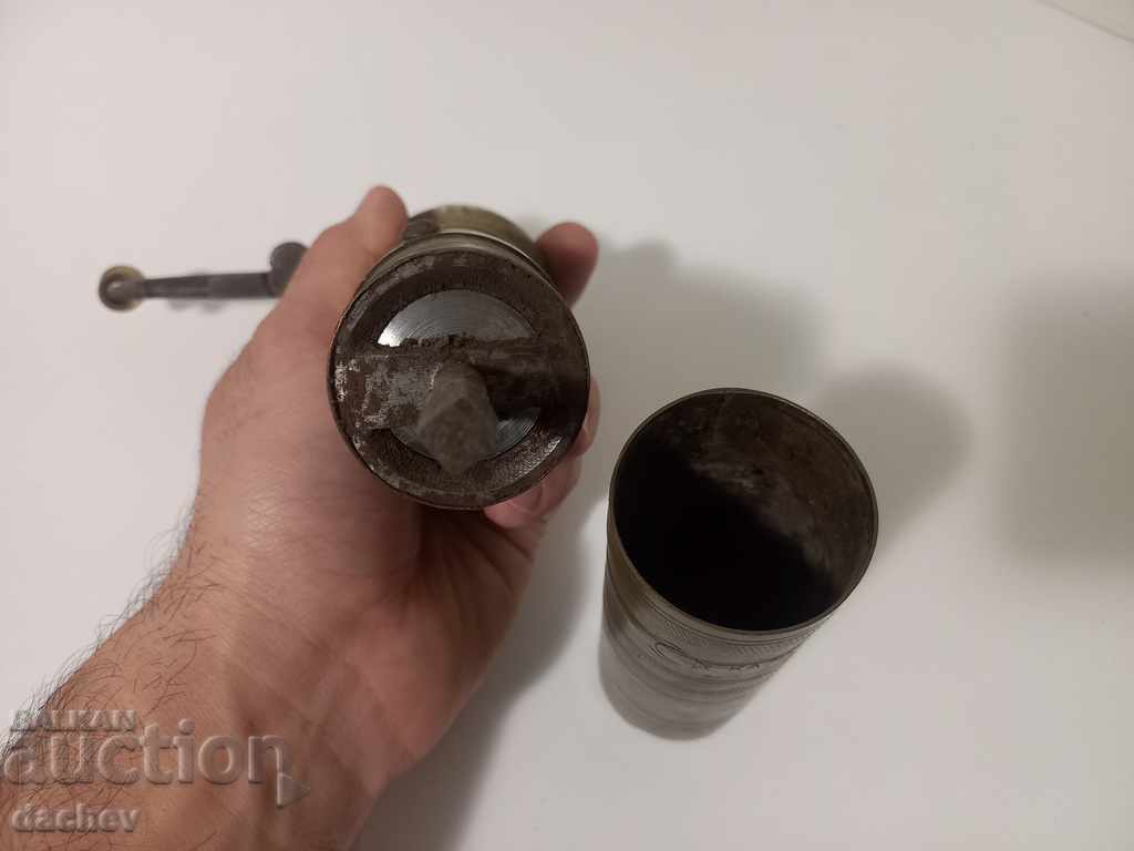 Old Ottoman bronze grinder for coffee grinder with TUGRA - 6 Old Ottoman bronze grinder for coffee grinder with TUGRA - 6