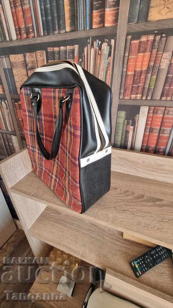 Τσάντα αγοράς με τιμή 10.00 BGN | € 5.11 Τσάντα αγοράς με τιμή 10.00 BGN | € 5.11