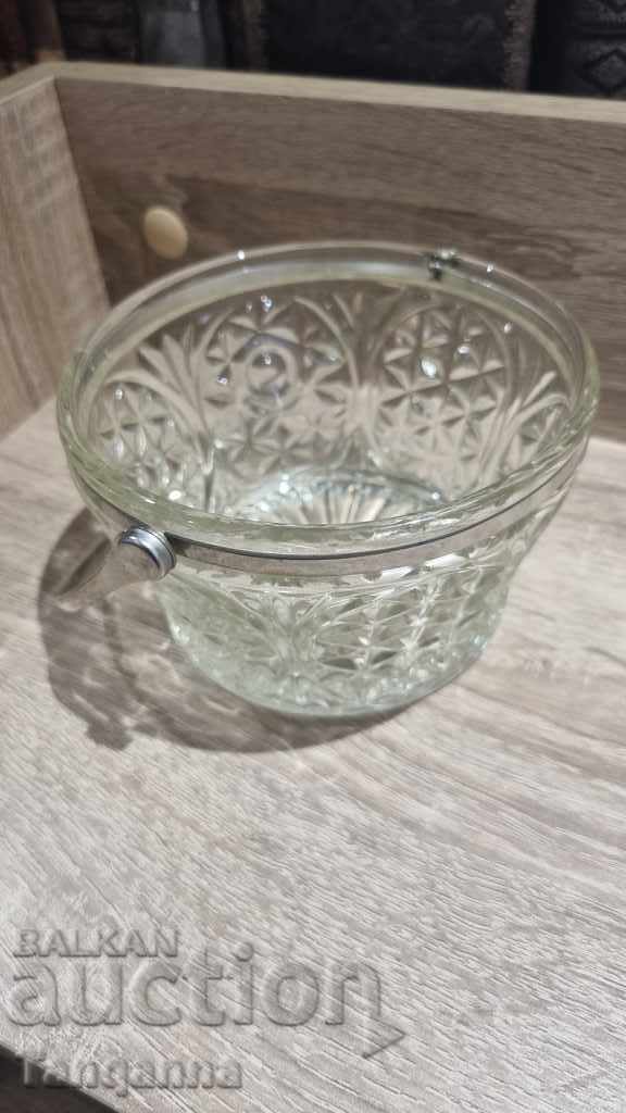 Παγοθραυστικό με πολύ δυνατή λαβή με τιμή 10.00 BGN | € 5.11 Παγοθραυστικό με πολύ δυνατή λαβή με τιμή 10.00 BGN | € 5.11