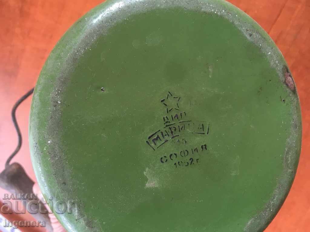 Доставка на СЪД ЕМАЙЛИРАН С КАПАК КОТЛЕНКА 1.5 ЛИТРА -1952 ГОД Доставка на СЪД ЕМАЙЛИРАН С КАПАК КОТЛЕНКА 1.5 ЛИТРА -1952 ГОД