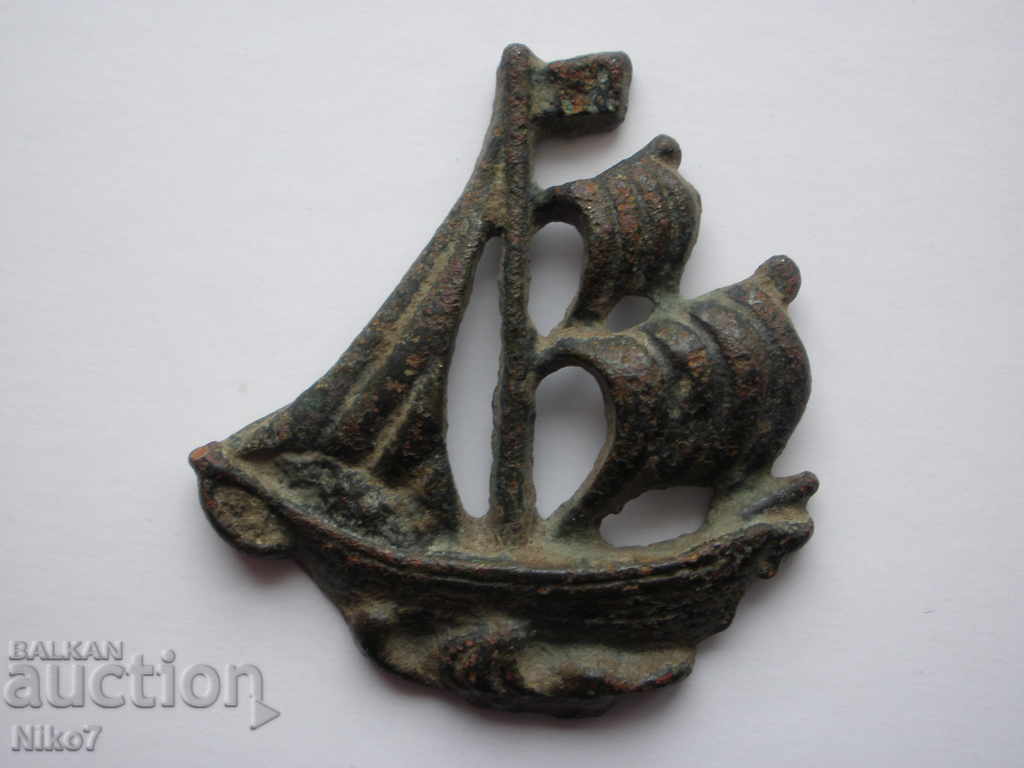 Παράδοση Αρχαίο σήμα (cockade) - ιστιοφόρο. Παράδοση Αρχαίο σήμα (cockade) - ιστιοφόρο.