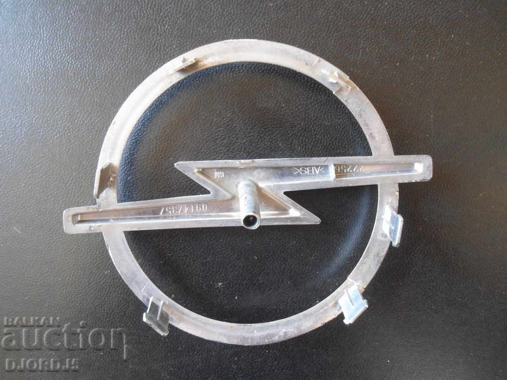 emblema OPEL cu preț 2.00 BGN | € 1.02 emblema OPEL cu preț 2.00 BGN | € 1.02