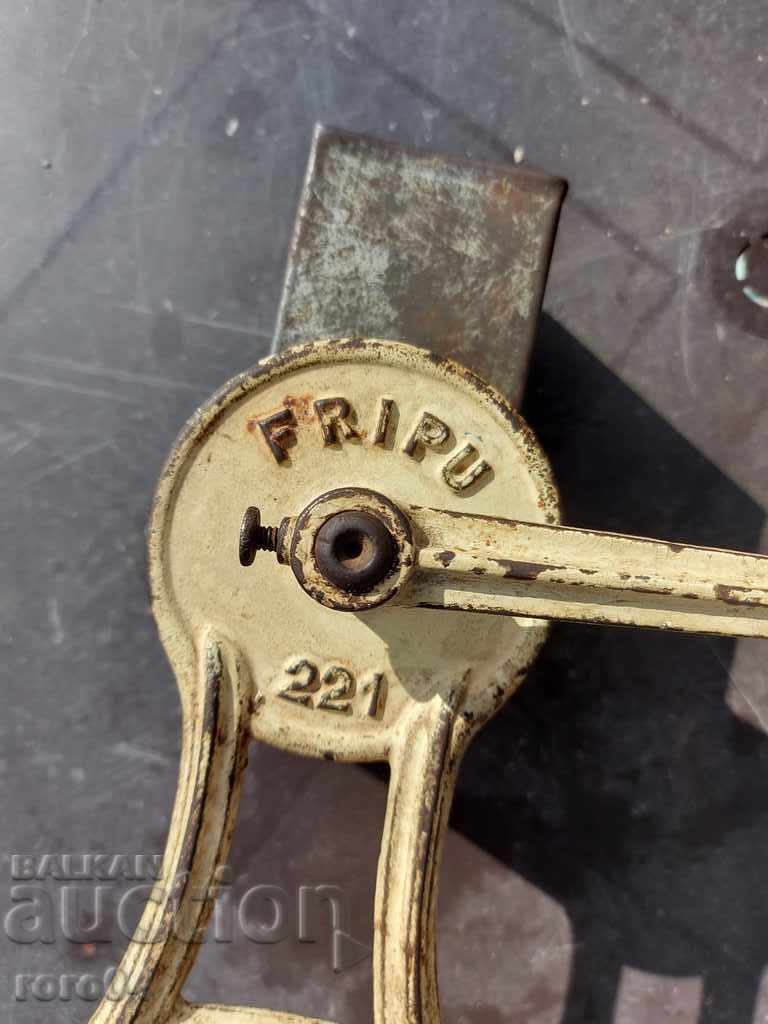 ΜΥΛΟΣ - FRIPU 221 με τιμή 75.00 BGN | € 38.35 ΜΥΛΟΣ - FRIPU 221 με τιμή 75.00 BGN | € 38.35