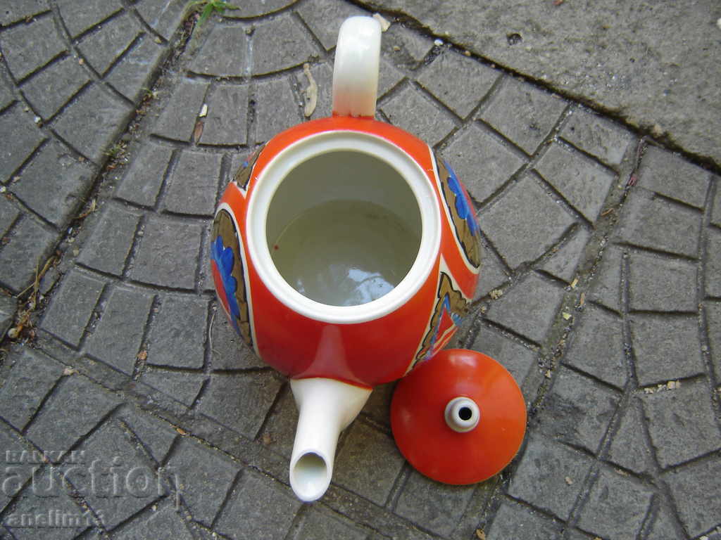 PORCELAIN TEAPOT OF THE USSR - 5 PORCELAIN TEAPOT OF THE USSR - 5