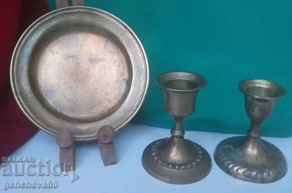Delivery of Bronze candlesticks with a plate Delivery of Bronze candlesticks with a plate
