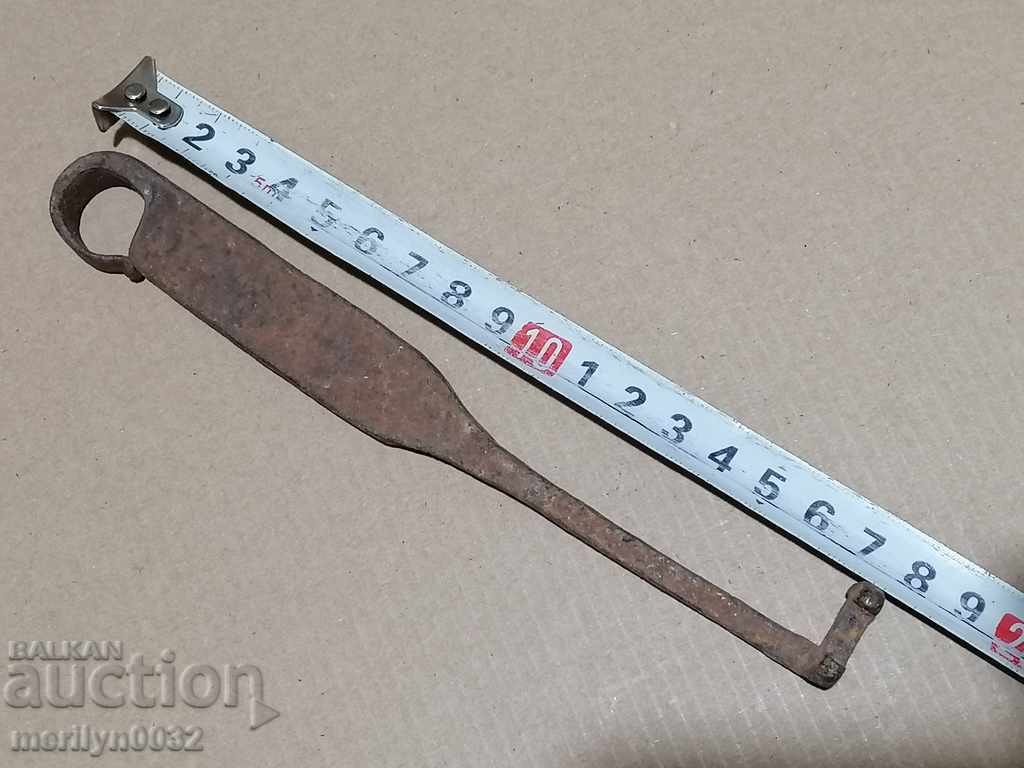 Σφυρήλατο κλειδί ειδικό μυστικό για κλειδαριά λουκέτου κελιού μοναστηριού - 6 Σφυρήλατο κλειδί ειδικό μυστικό για κλειδαριά λουκέτου κελιού μοναστηριού - 6