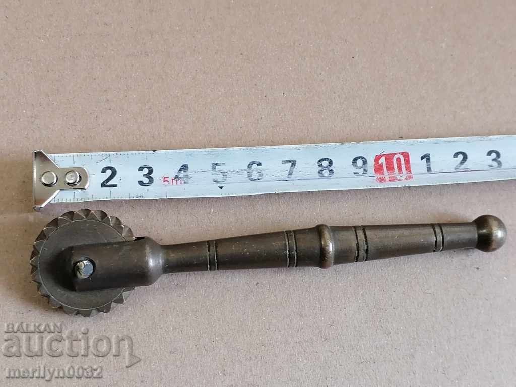 Delivery of Old cooking tool for cutting dough Delivery of Old cooking tool for cutting dough