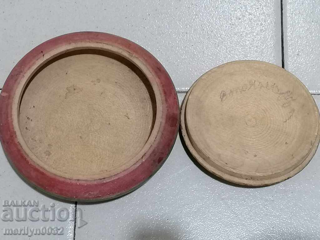 Delivery of Wooden bowl bowl with lid, bowl wooden primitive Delivery of Wooden bowl bowl with lid, bowl wooden primitive