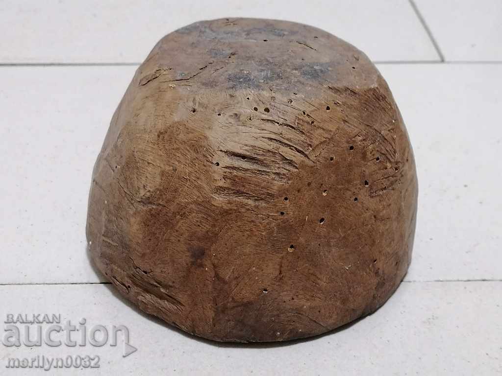 Wooden bowl bowl mortar flask bowl wooden primitive with price 65.00 BGN | € 33.23 Wooden bowl bowl mortar flask bowl wooden primitive with price 65.00 BGN | € 33.23