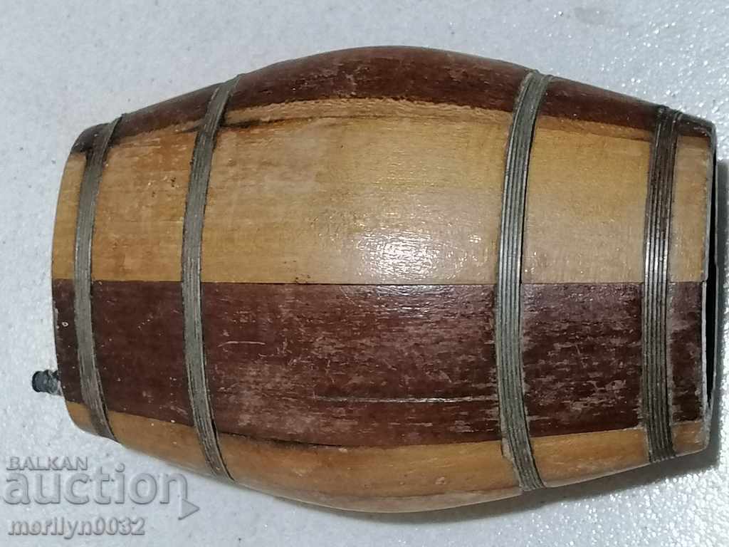 Old pavur, wooden, bukel barrel barrel, bukle with price 65.00 BGN | € 33.23 Old pavur, wooden, bukel barrel barrel, bukle with price 65.00 BGN | € 33.23