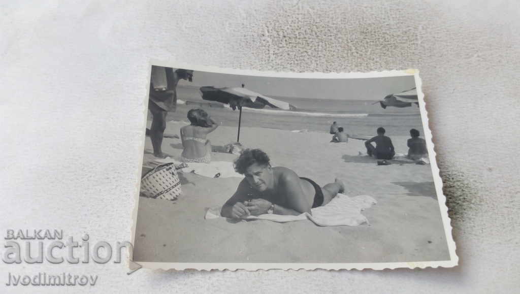 Photo Man on the beach