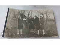 Fotografie Gorna Dzhumaya Femei și copii în parc 1928