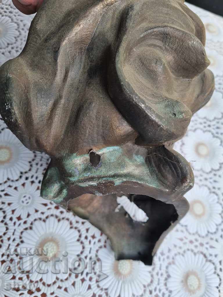 Old metal sculpture - 6 Old metal sculpture - 6