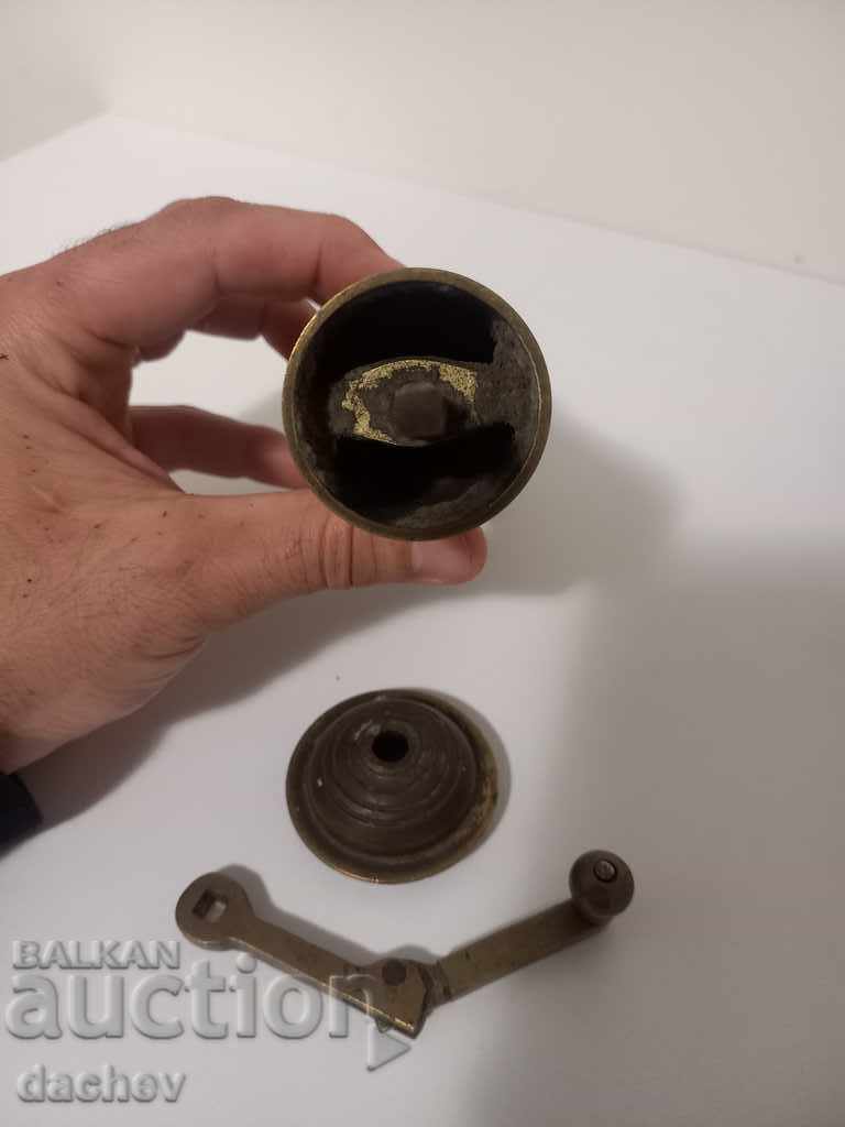 Παλαιός οθωμανικός χάλκινος μύλος για μύλο καφέ 1921 - 7 Παλαιός οθωμανικός χάλκινος μύλος για μύλο καφέ 1921 - 7